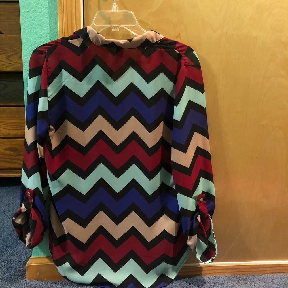 Button up top - Picture 5 of 8